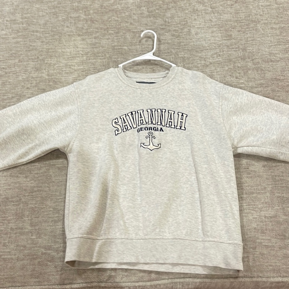Grey Savannah Georgia Crewneck!